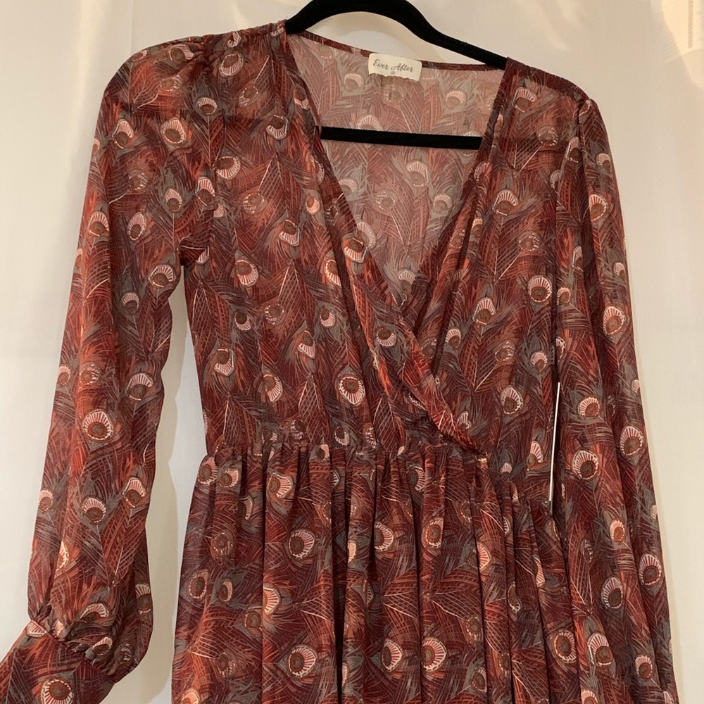 NWT BEAUTIFUL MAXI DRESS!